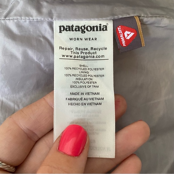 PATAGONIA • Women’s Nano Puff Jacket in Feather Gray, size XS - Picture 8 of 13